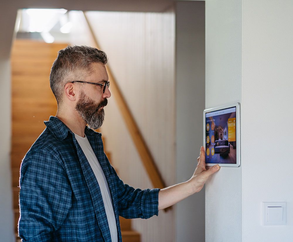 How Smart Thermostats Improve Comfort and Energy Efficiency